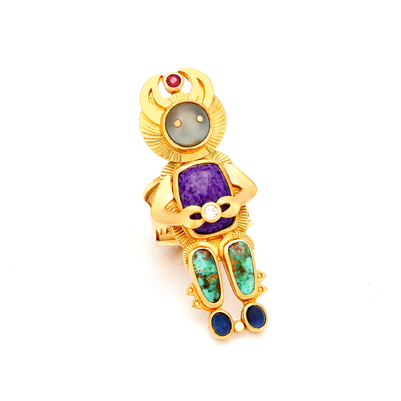 Adams, Victoria 22K Gold Figure Ring
