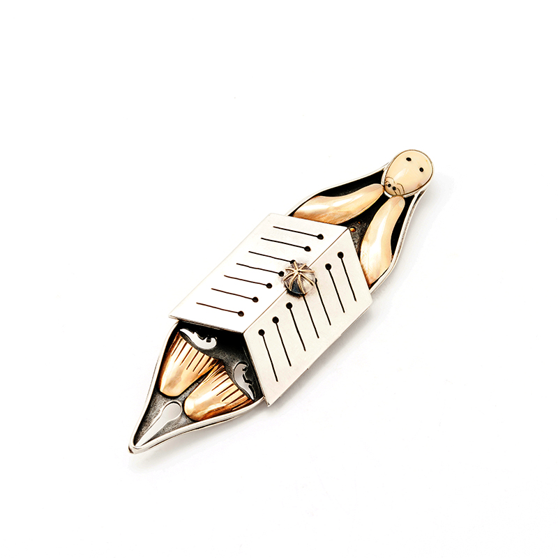 Wallace, Denise Large Male Otter Pendant