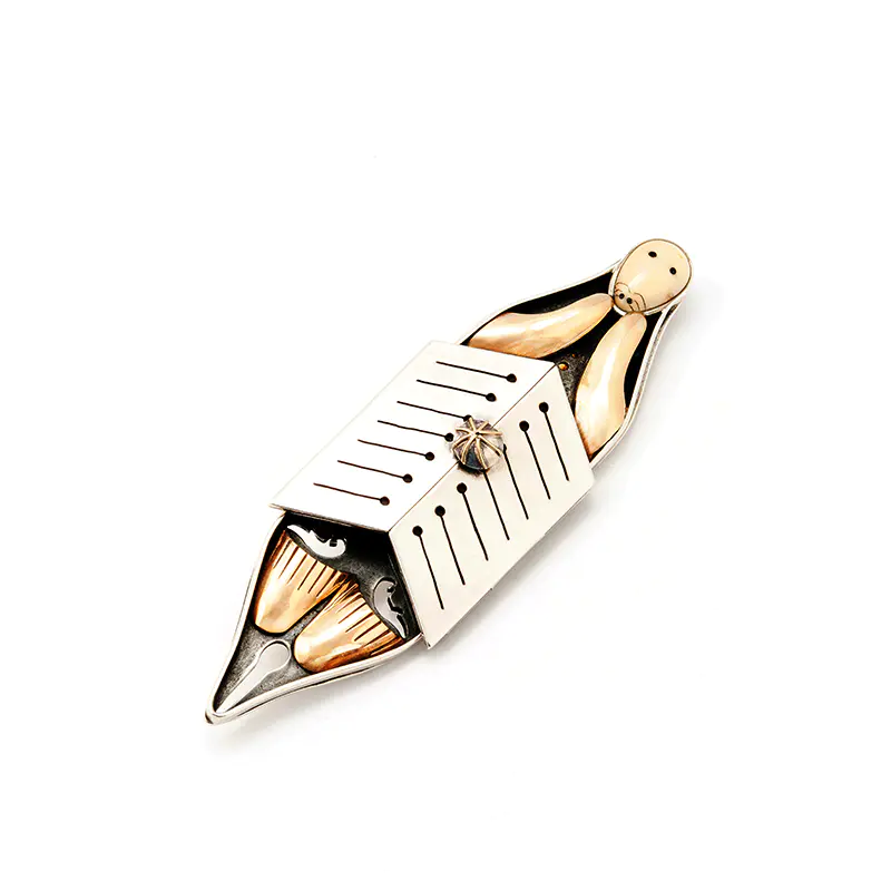 Wallace, Denise Large Male Otter Pendant