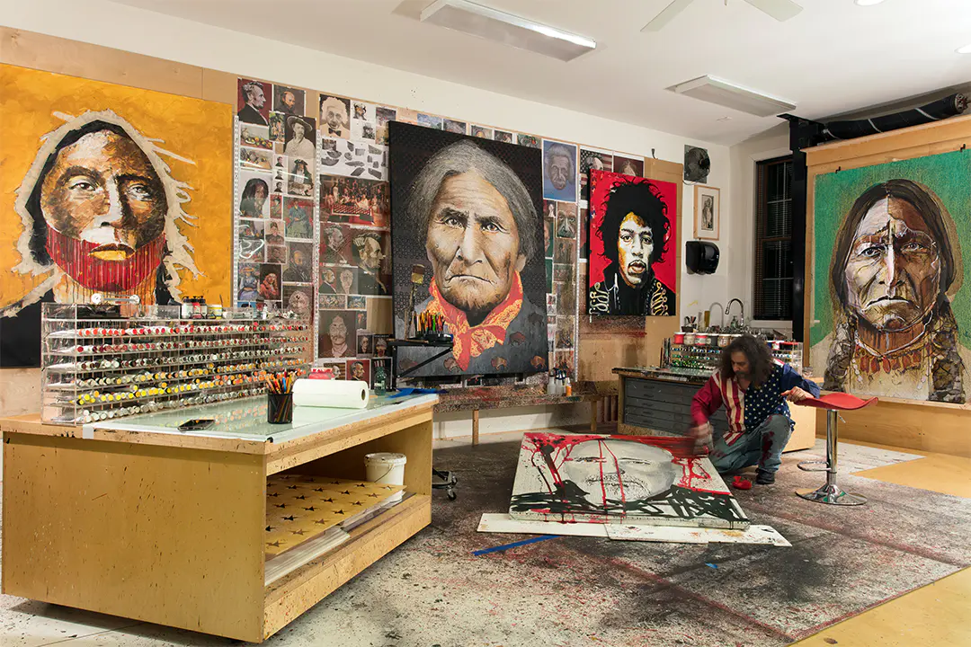 Tomas Lasansky in his studio